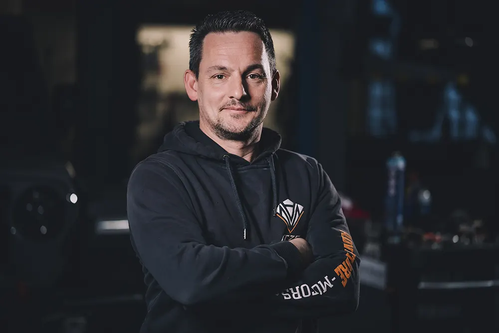 Atze, Geschäftsführer von Adventure Motors Bielefeld
